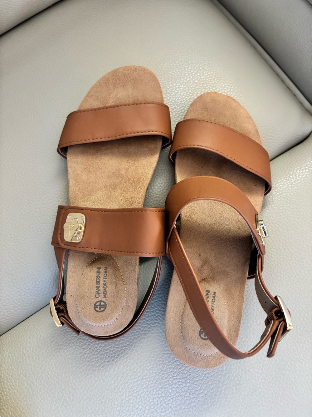 Giani Bernini Tan Leather Double-Strap Buckle Sandals